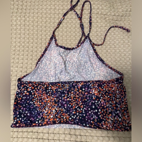 Aeropostale Floral Halter Crop Top XL - Picture 2 of 4
